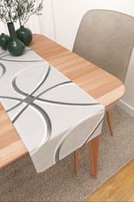 Tischläufer in Grau